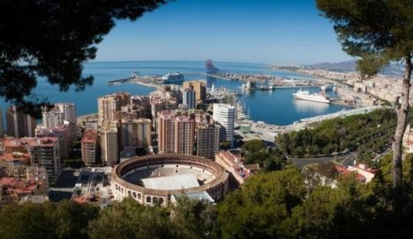 Compas Suites Málaga Eksteriør billede